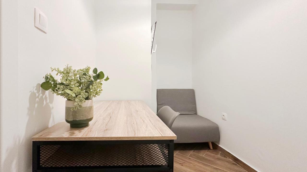 Valtetsiou Central 50Sqm Apt In Athens Apartamento Exterior foto